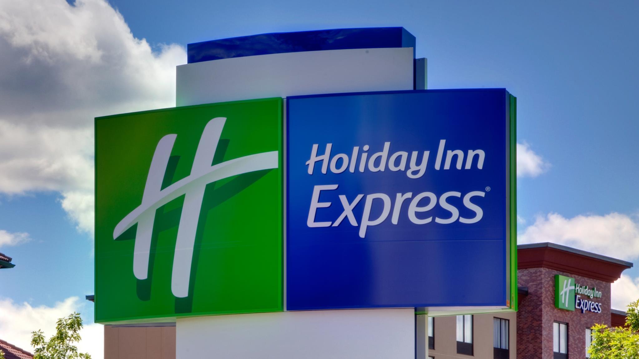 Holiday Inn Express & Suites Dallas Ne Arboretum Garland Extérieur photo