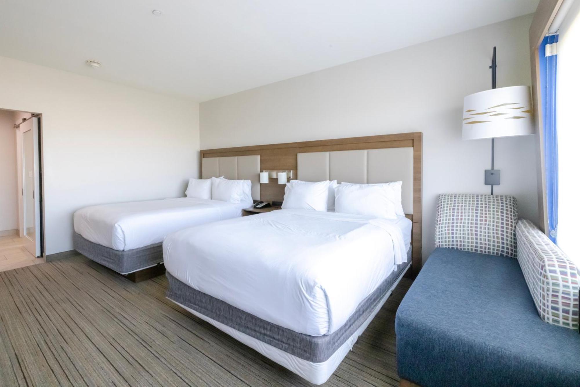 Holiday Inn Express & Suites Dallas Ne Arboretum Garland Extérieur photo